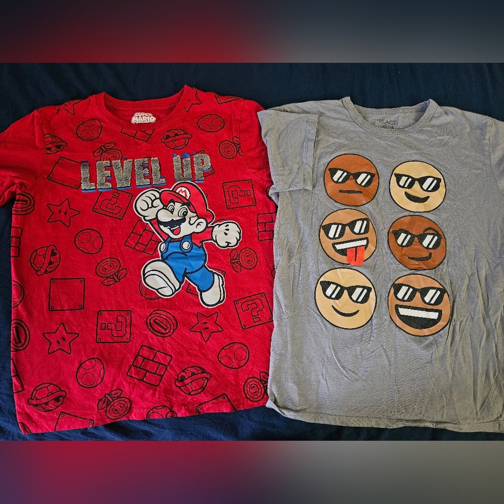 Nintendo Kids Red and Gray T-Shirts Set